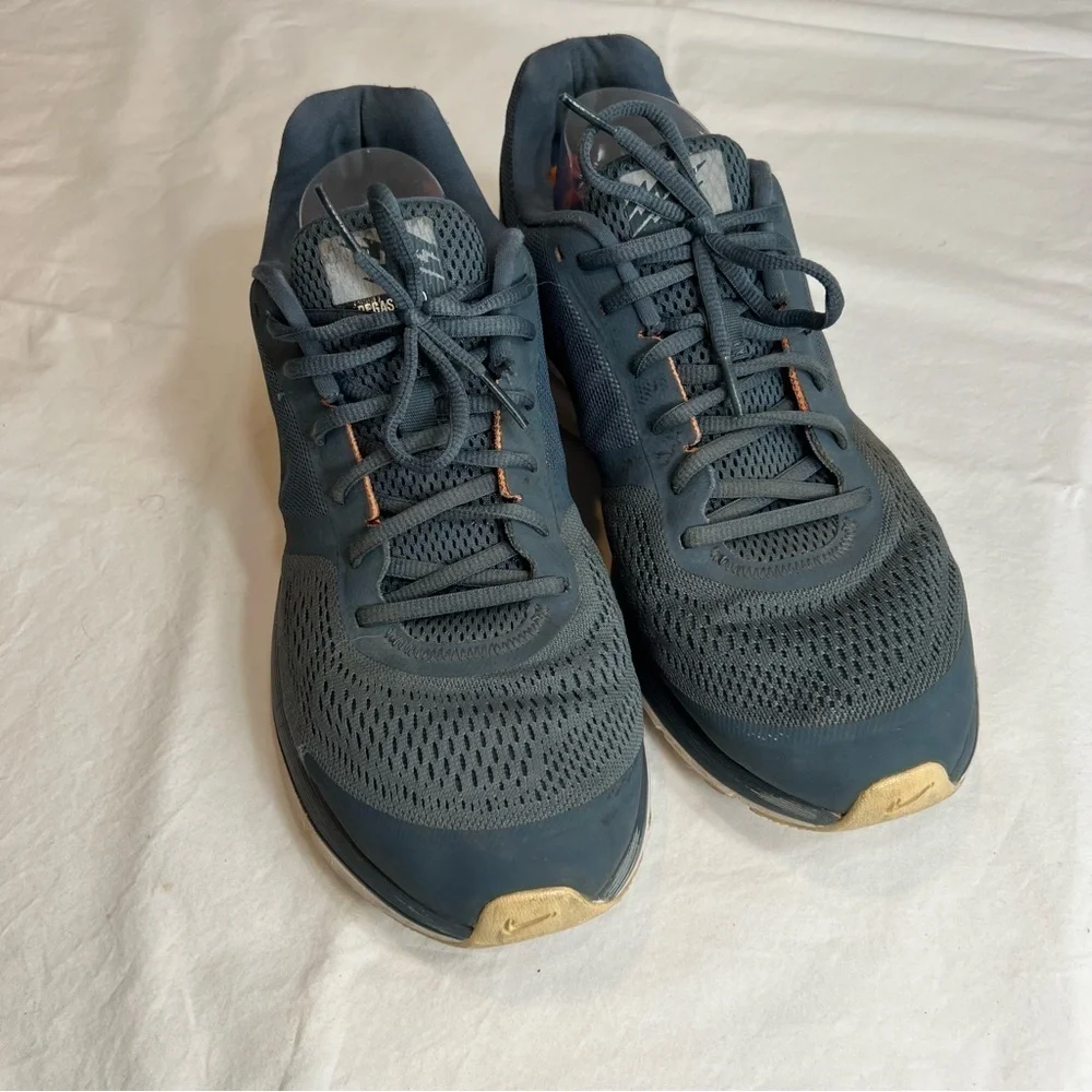 Nike good blue